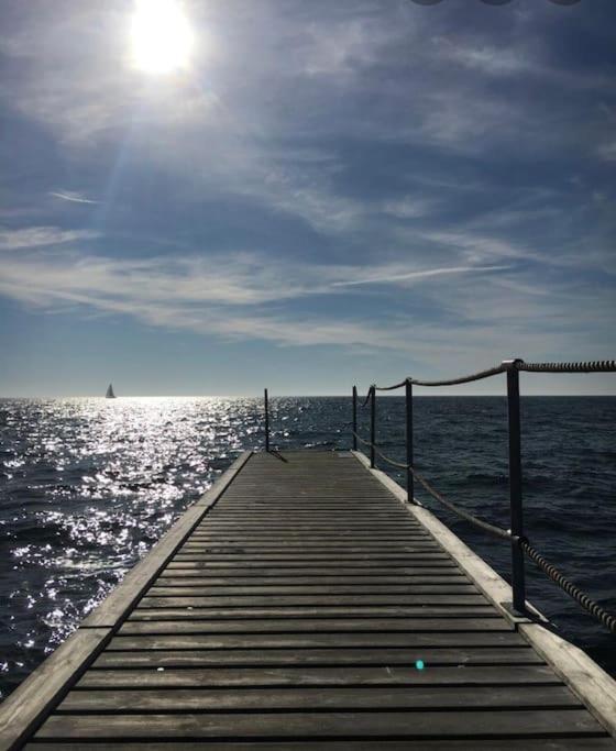 Skont Fiskerhus. Taet Pa By, Havn Og Havet Vila Marstal Exterior foto