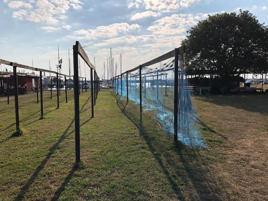 Skont Fiskerhus. Taet Pa By, Havn Og Havet Vila Marstal Exterior foto